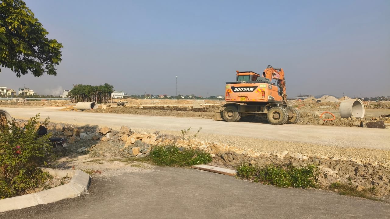 Đất nền liền kề Vina 68 Thanh Phong 81m² giá 1.4 tỷ - Đường thông sáng rộng rãi!