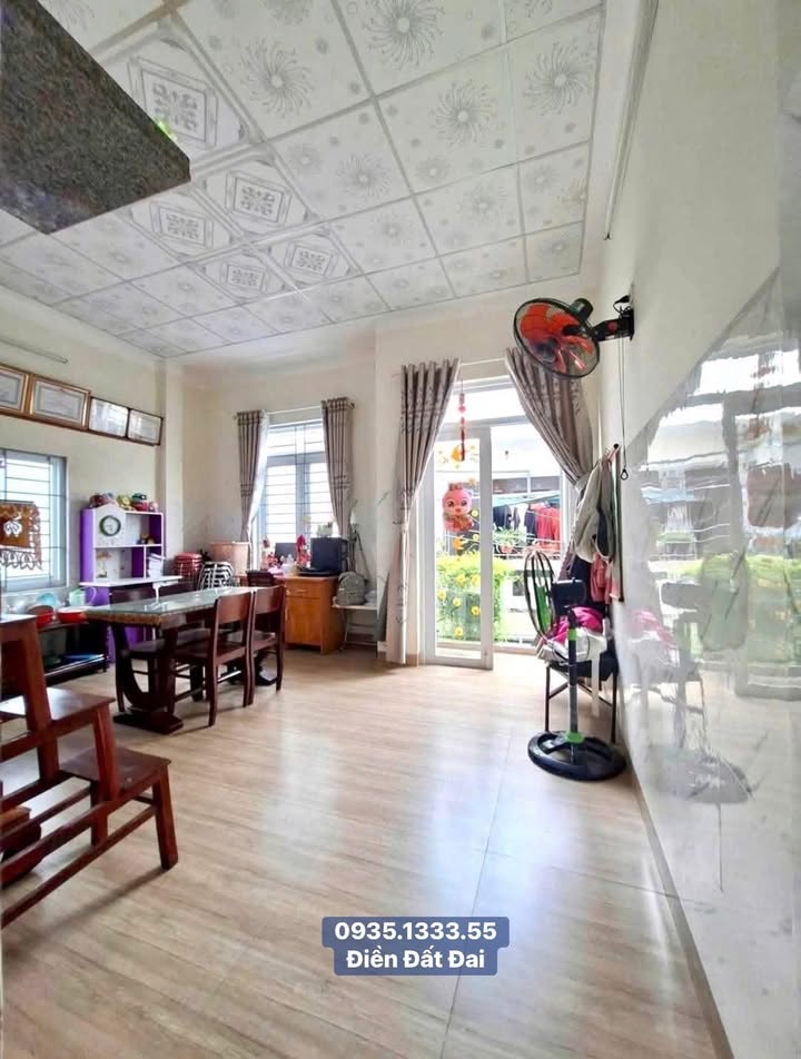 Nhà Mặt Tiền Trần Hưng Đạo, Quy Nhơn 101m² giá 4 tỷ - Đầu tư sinh lời ngay!