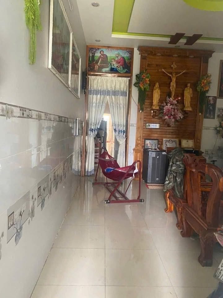 Nhà lầu Dốc Mơ, xã Gia Tân 1, 155m² giá 2.35 tỷ - Sổ đỏ chính chủ, thương lượng tốt!