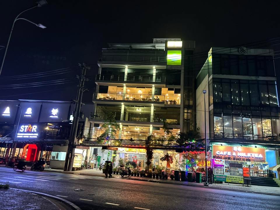 Bán tòa nhà mặt tiền đường Lương Định Của - Dĩ An, 448m² giá 85 tỷ - Kinh doanh sầm uất!