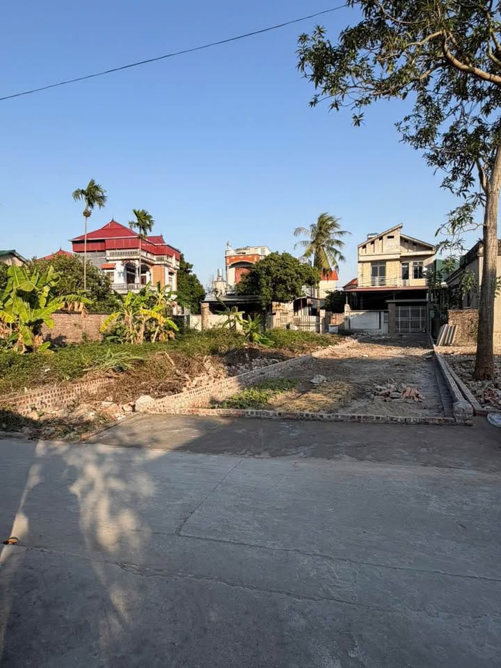 Đất nền Ninh Xá, Thuận Thành, 66.8m² giá chỉ 1xx tỷ - Sổ đỏ chính chủ