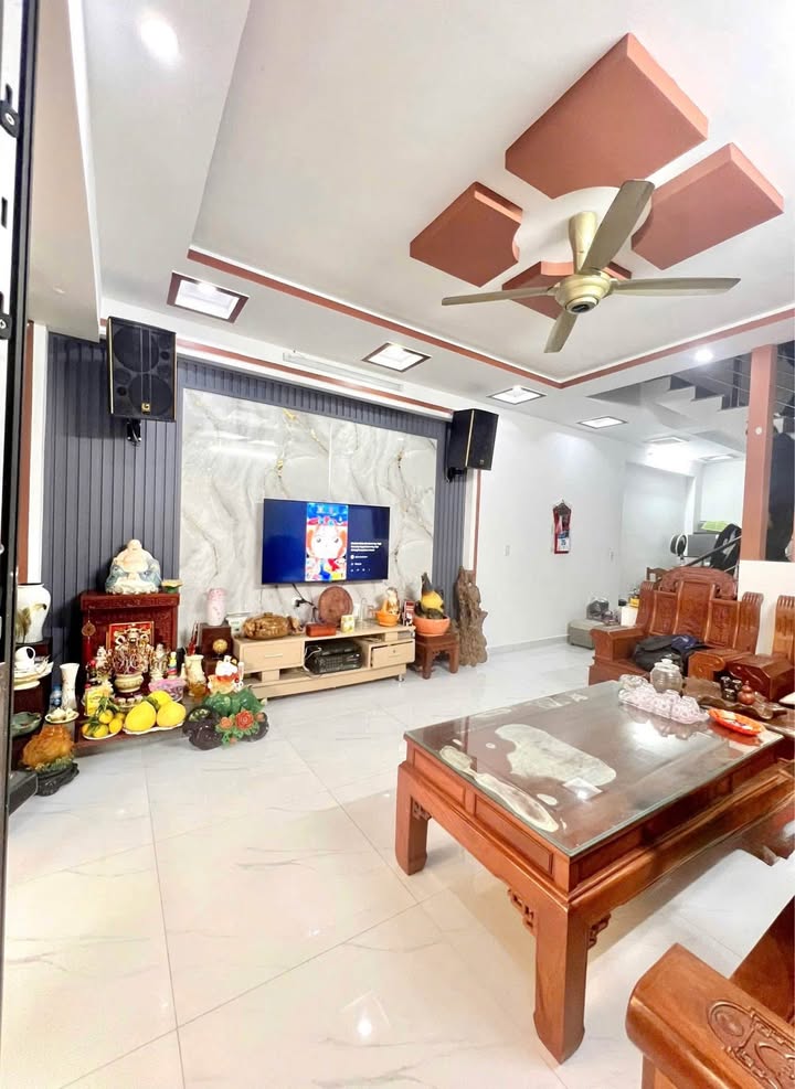 Nhà phố Lũng Hoa, Đằng Hải 45m² giá 2.28 tỷ - Ô tô vào tận nhà!