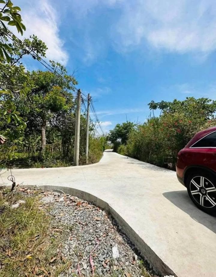 Đất nền Phú Tân, Định Quán, 3600m² giá 400 triệu - Cơ hội đầu tư tuyệt vời!