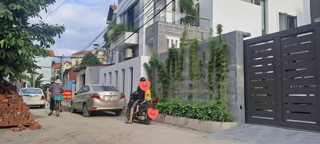 Mảnh đất đẹp 52,6m² tại Đông Anh giá chỉ 5 tỷ - Sổ đỏ vuông vức!