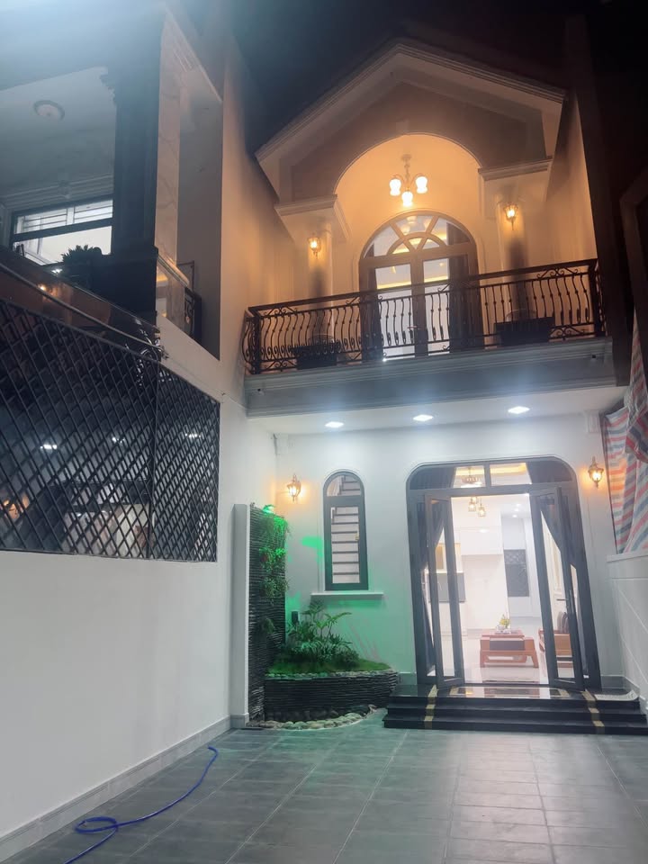 Nhà đẹp Hiệp Thành, Thủ Dầu Một 99.9m² giá 4.2 tỷ - Đón tài lộc vào nhà!