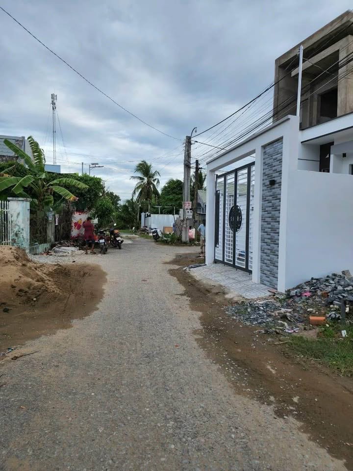 Đất nền Long Phước, Vĩnh Long 102m² giá 550 triệu - Sổ đỏ chính chủ!