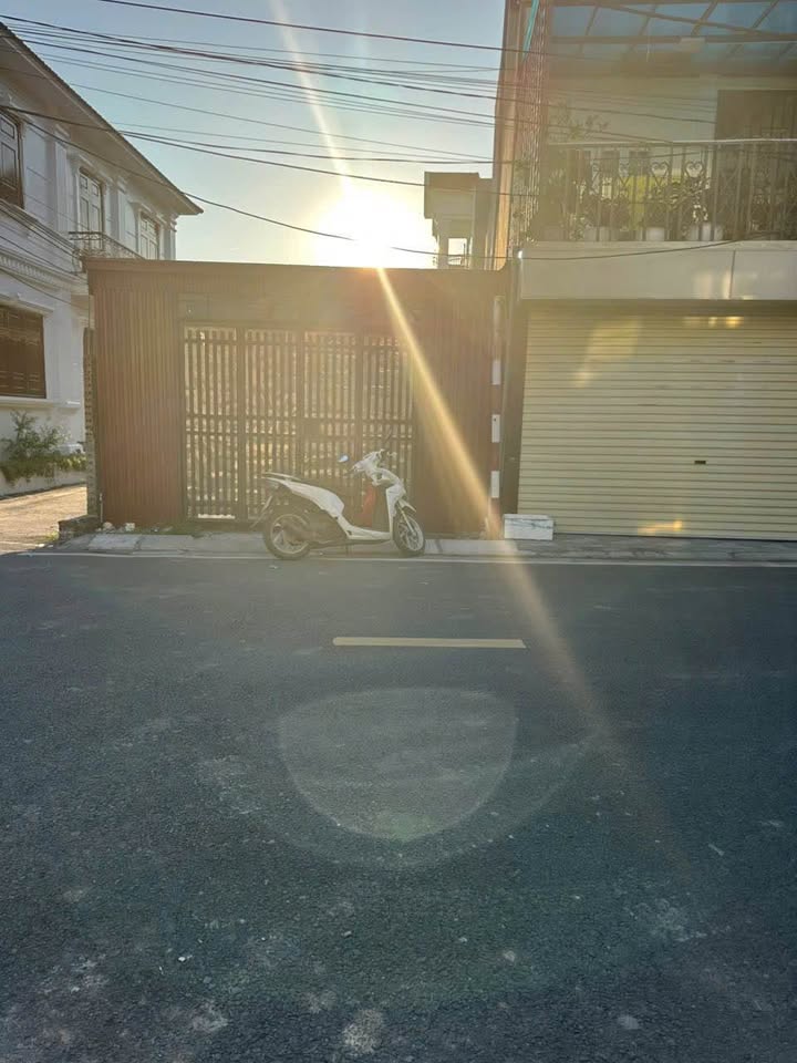 Đất tặng nhà cấp 4 lô góc 2 mặt tiền tại Nam Sơn, An Dương, Hải Phòng 97,5m² giá chỉ 3,25 tỷ!