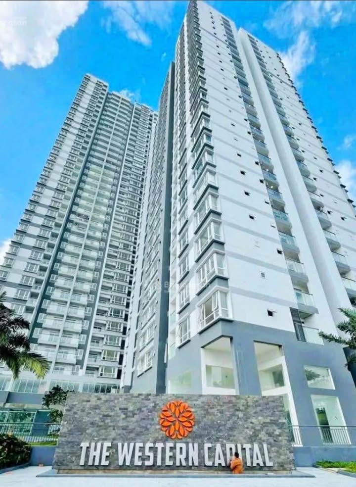 Căn hộ cao cấp The Western Capital Quận 6 50m² giá 2 tỷ - Sẵn sàng bàn giao T11/2023!