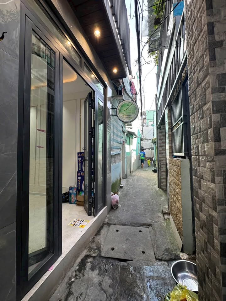 Nhà 2 tầng đường Nguyễn Duy quận 8, 13m² giá 2.28 tỷ - Hẻm an ninh yên tĩnh!