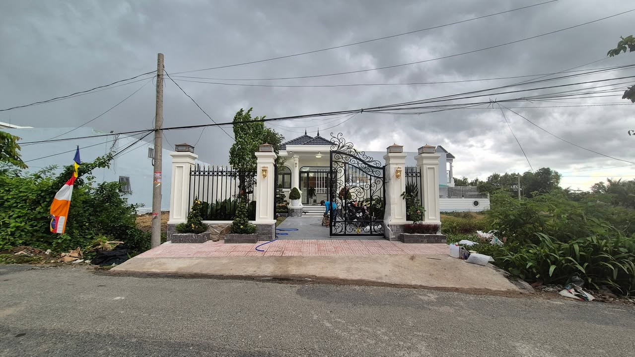 Nhà vườn mái Nhật tại xã Phước Hậu, Long An 331m² giá 4.95 tỷ - Đầu tư sinh lời lý tưởng!