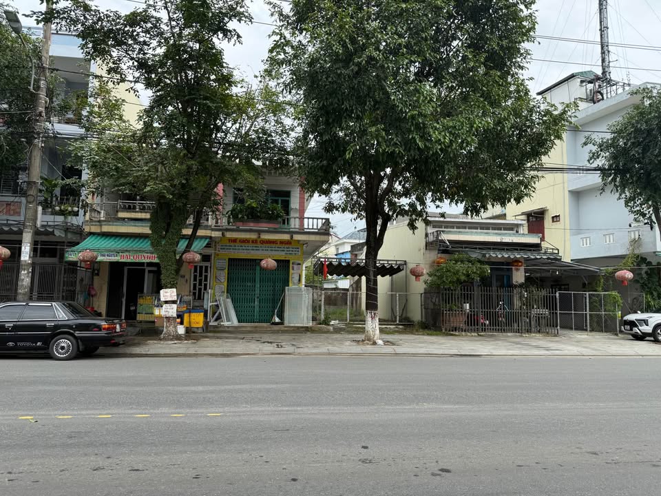 Nhà mặt tiền Hai Bà Trưng, Quảng Ngãi 200m² giá 12 triệu - Phù hợp kinh doanh và để ở!