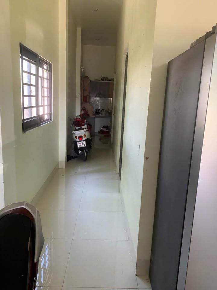 Nhà lầu đẹp tại phường Mỹ Hòa, Long Xuyên 200m² giá 5 tỷ - Thiết kế hiện đại, sẵn sàng ở ngay!