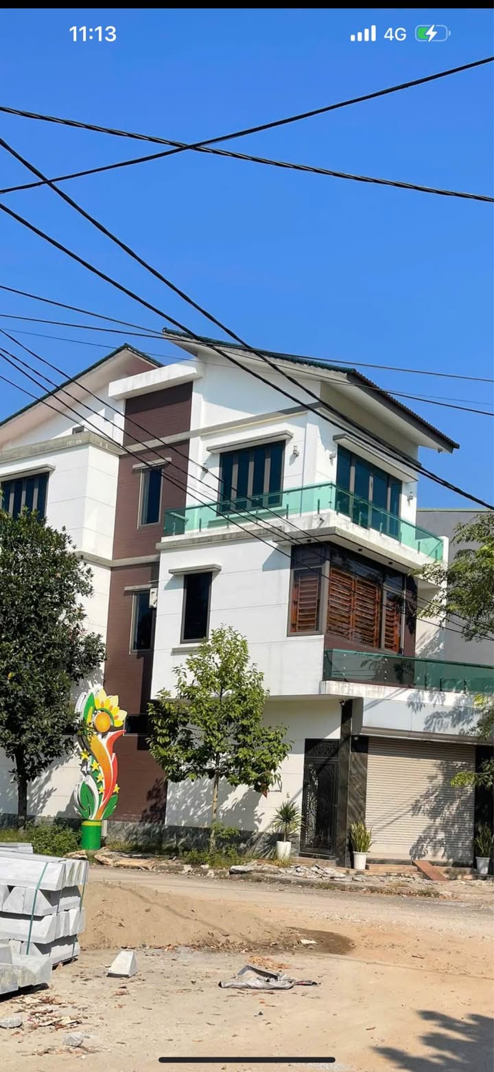 Nhà 3 tầng góc 2 mặt tiền tại Vĩnh Yên 90m² giá 4 tỷ - View công viên tuyệt đẹp!