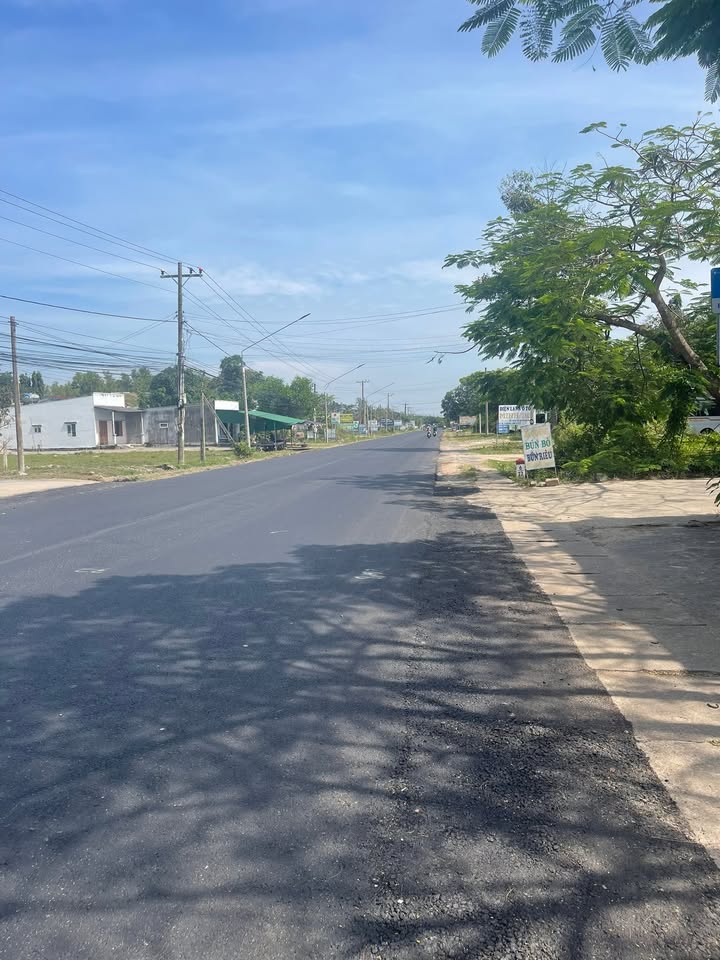 Đất mặt tiền đường Tôn Đức Thắng, La Gi 307.5m² giá 5 tỷ - Cơ hội đầu tư sinh lời!