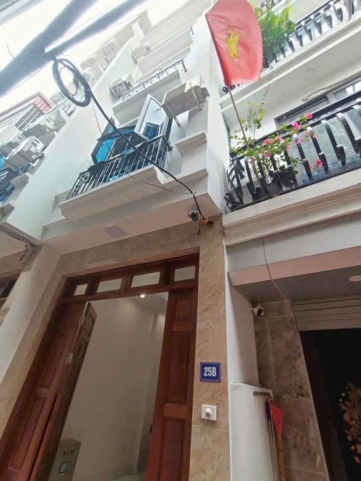 Căn hộ CCMN Ngõ 70 Văn Trì 35m² giá 6 tỷ - Nhà mới hoàn thiện, cho thuê 15 triệu/tháng!