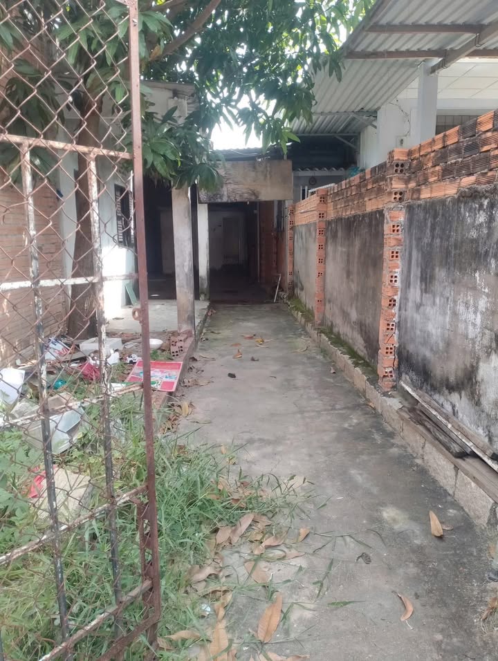 Nhà cho thuê Long Hải 3PN giá chỉ 1.3 triệu - Kết hợp ở và cho thuê!