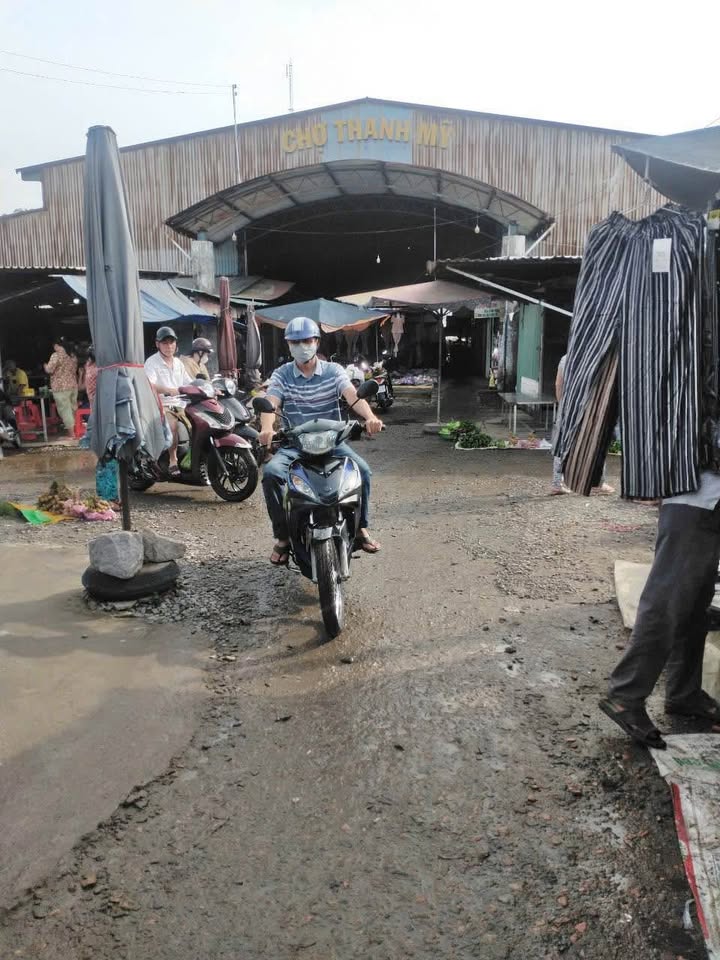 Nhà mặt tiền kinh doanh tại chợ Thanh Mỹ, Vĩnh Long 72m² - Giá chỉ 2.5 triệu/tháng!