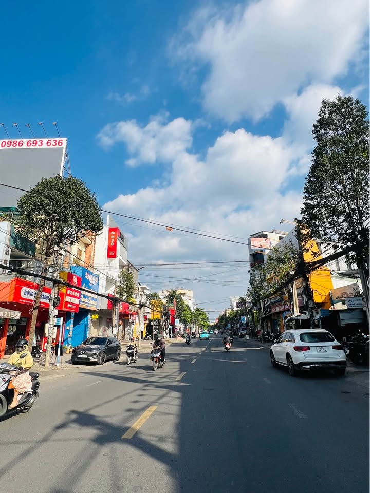 Bán lô đất biệt thự Phạm Văn Thuận, Biên Hòa 651m² - Vị trí đắc địa, dòng tiền ổn định!