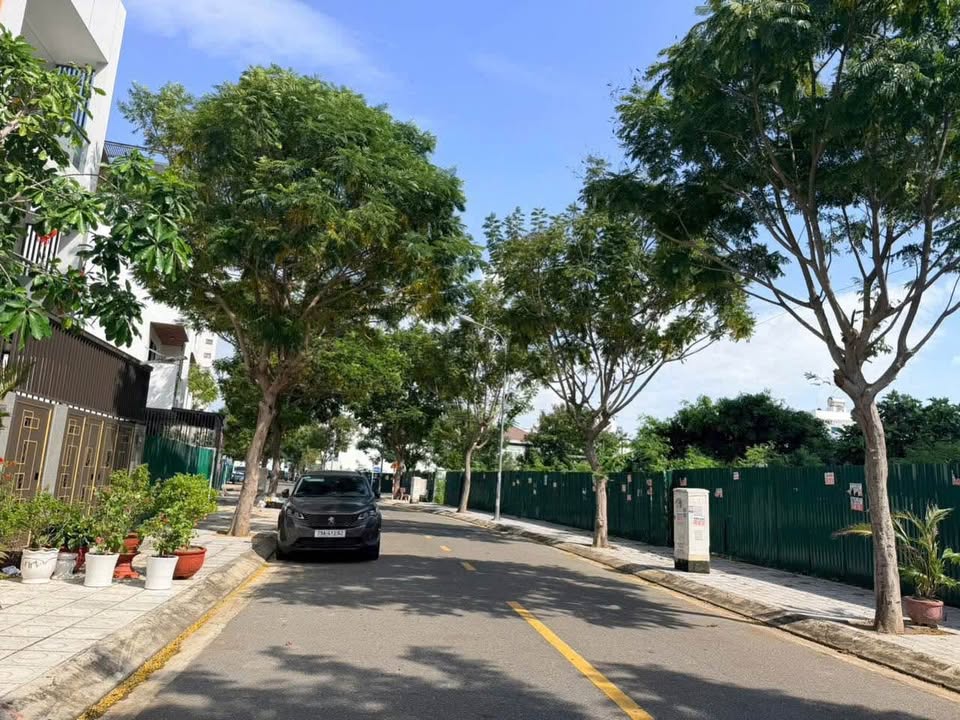 Đất nền Phước Hải, Nha Trang 100m² giá 7.55 tỷ - Lô sạch đẹp, cao ráo không ngập lụt!