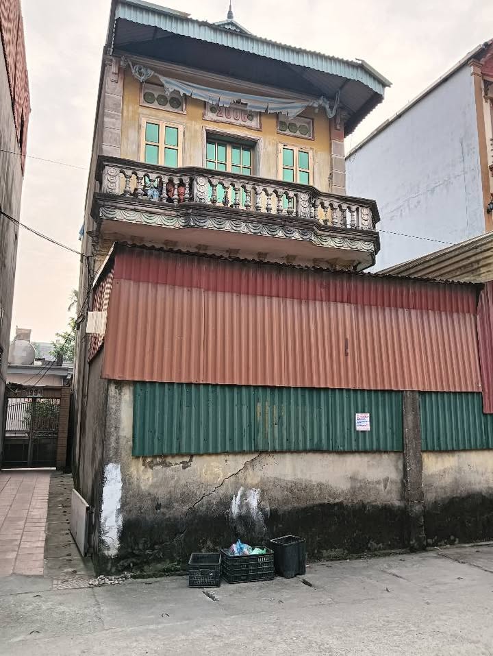 Nhà 2 tầng Văn Môn Yên Phong 105m² giá chỉ 3 tỷ - Sẵn sàng vào ở ngay!