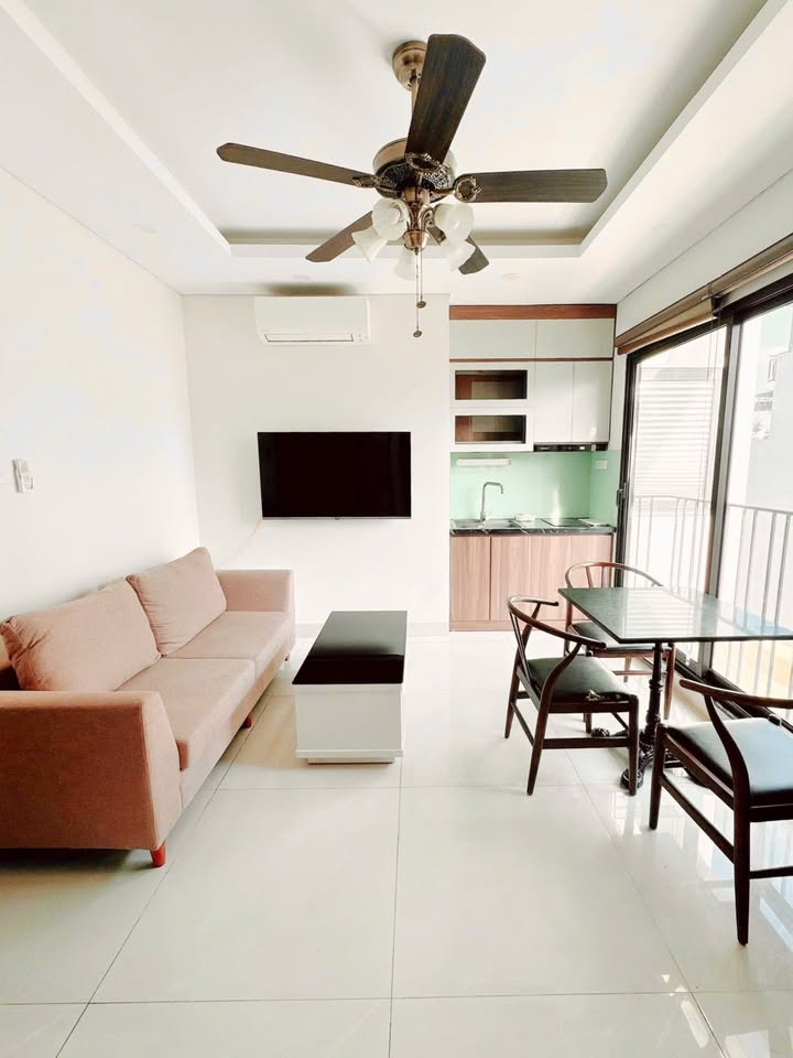 Căn hộ cao cấp 1 phòng ngủ tại 135 Đội Cấn - Ba Đình, giá chỉ 8.5 triệu/tháng!