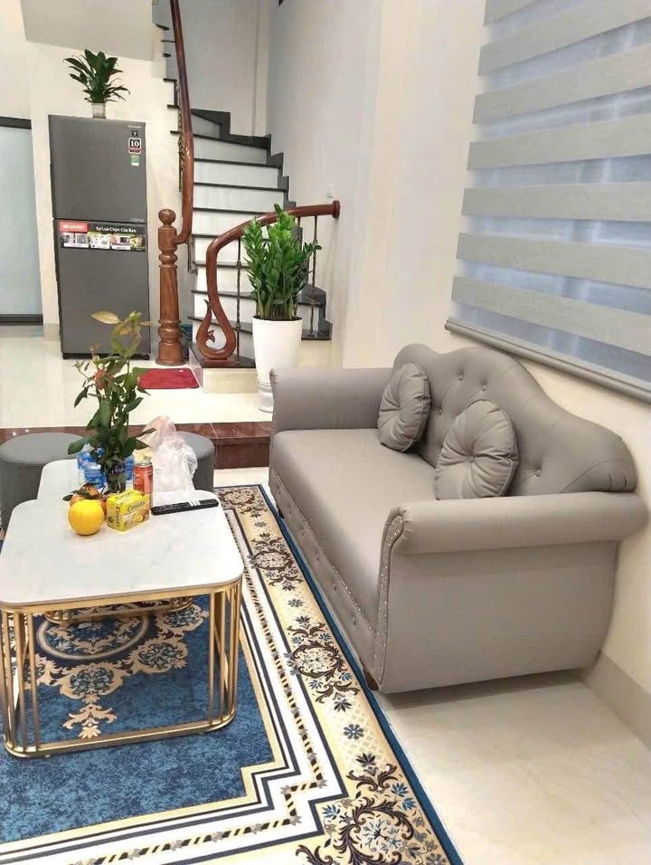 Nhà riêng Tây Hồ 26m² giá 5.98 tỷ - Lõi Tây Hồ, góc thoáng sáng!