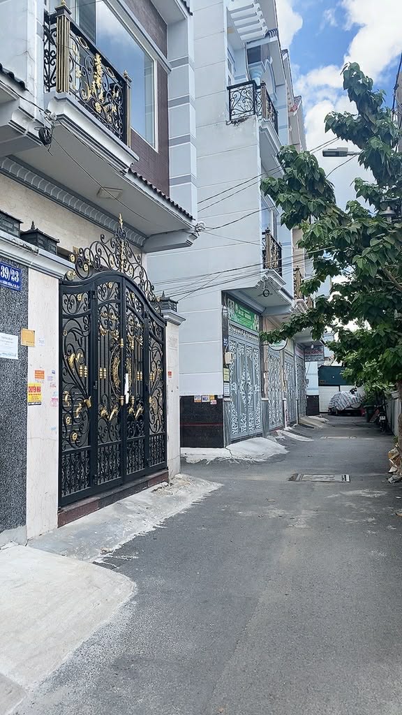 Nhà hẻm An Dương Vương, Quận 8, 126.8m² chỉ 9 tỷ - Dòng tiền ổn định