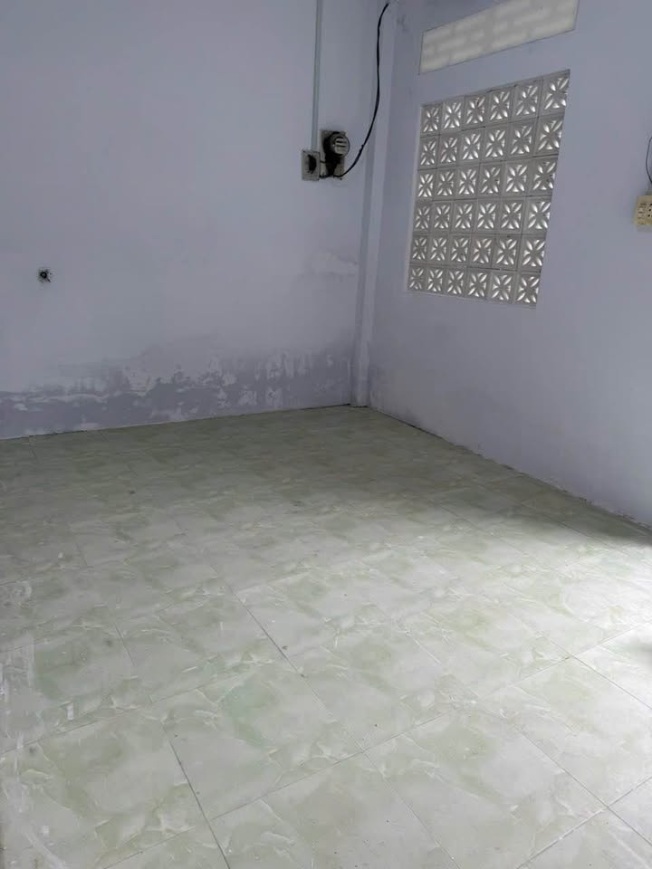 Nhà cấp 4 Dương Vân Nga, Nha Trang 48m² giá 2.5 tỷ - Đường thông ô tô