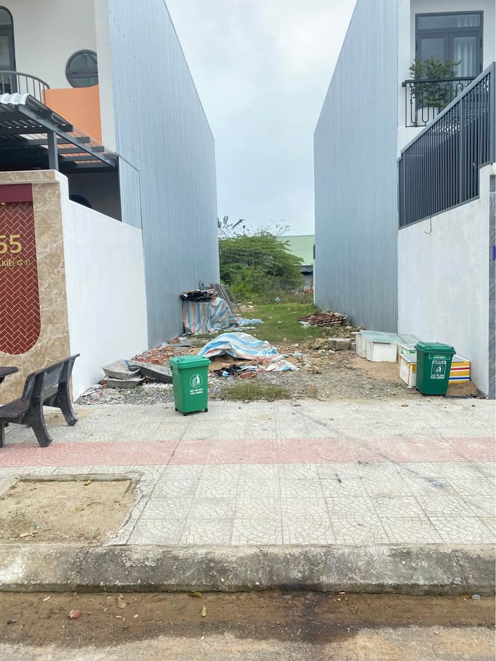 Đất nền B2.41 Hòa Quý Đà Nẵng 105m² giá 5 tỷ - Tiềm năng sinh lời cao!