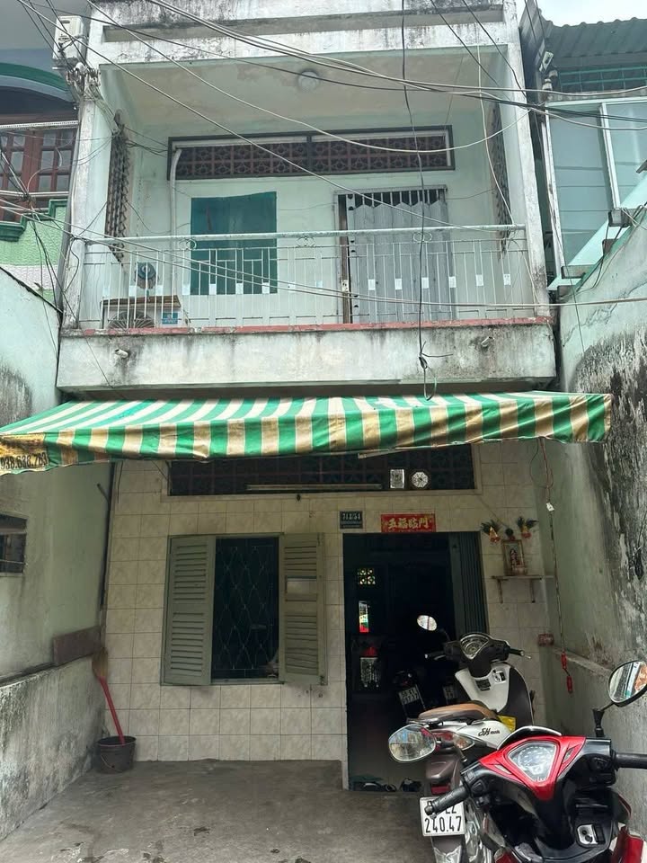 Nhà Hồng Bàng, Phường 6, Quận 6, 70m² giá 7.8 tỷ - Vị trí trung tâm sầm uất!