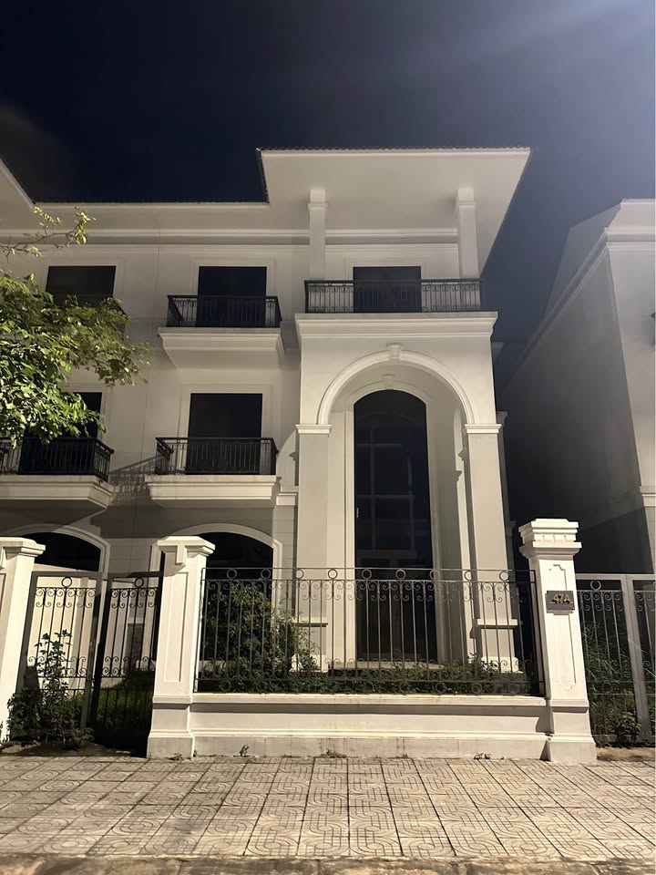 Biệt thự song lập Vinh Heritage 240m² giá 11.5 tỷ - Cơ hội vàng không thể bỏ lỡ!