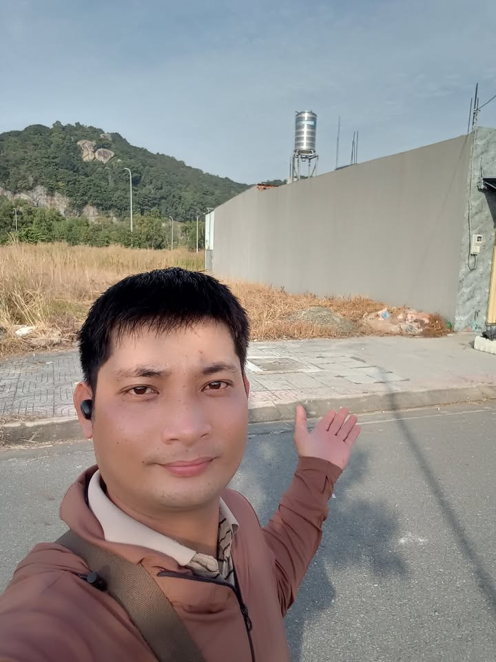 Đất nền Long Hương 100m² giá 1.86 tỷ - Vị trí đẹp, cơ hội đầu tư hiếm có!