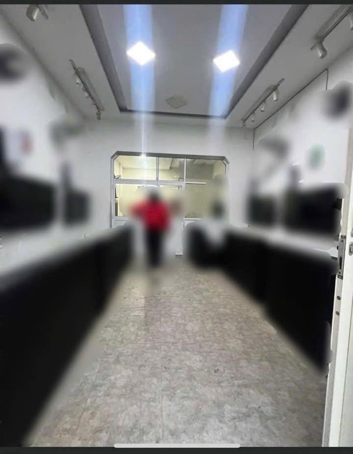 Nhà nguyên căn mặt tiền Trần Hưng Đạo 70m² giá 7 triệu - Sẵn sàng cho thuê!