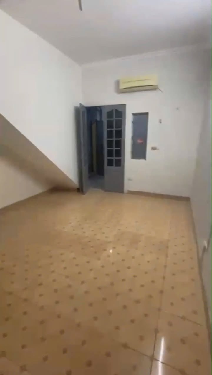 Nhà nguyên căn cho thuê tại ngõ 454 Minh Khai, Hai Bà Trưng - 40m², 3 phòng ngủ, giá tốt