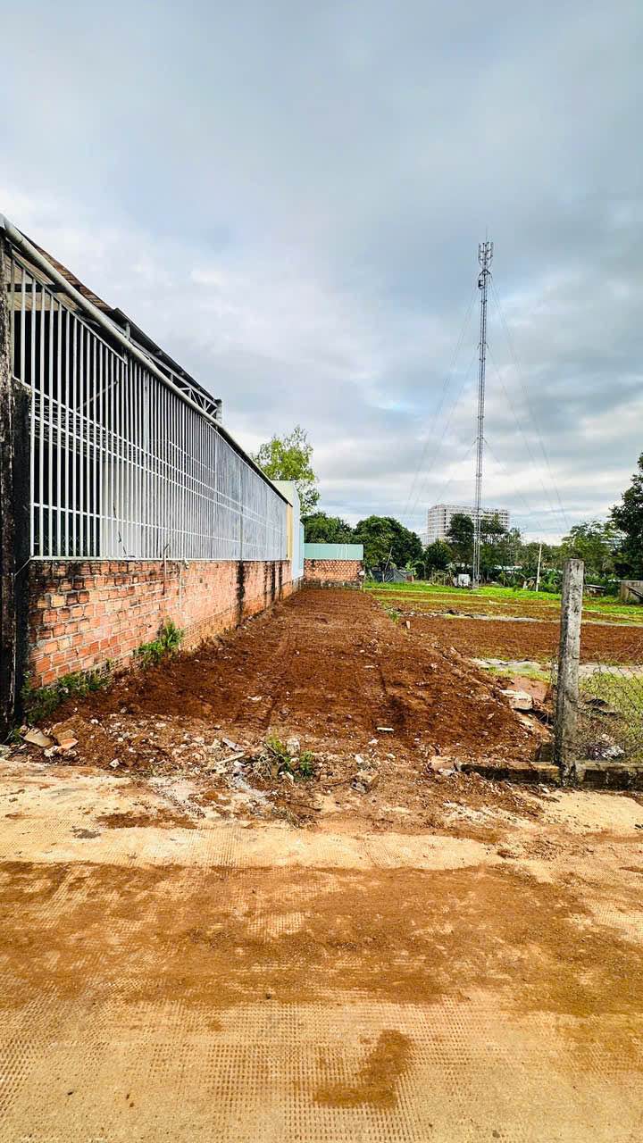 Đất Hẻm 220 Lê Duẩn, Phường Hội Phú, Gia Lai 110m² giá 1.09 tỷ - Cơ hội đầu tư tuyệt vời!