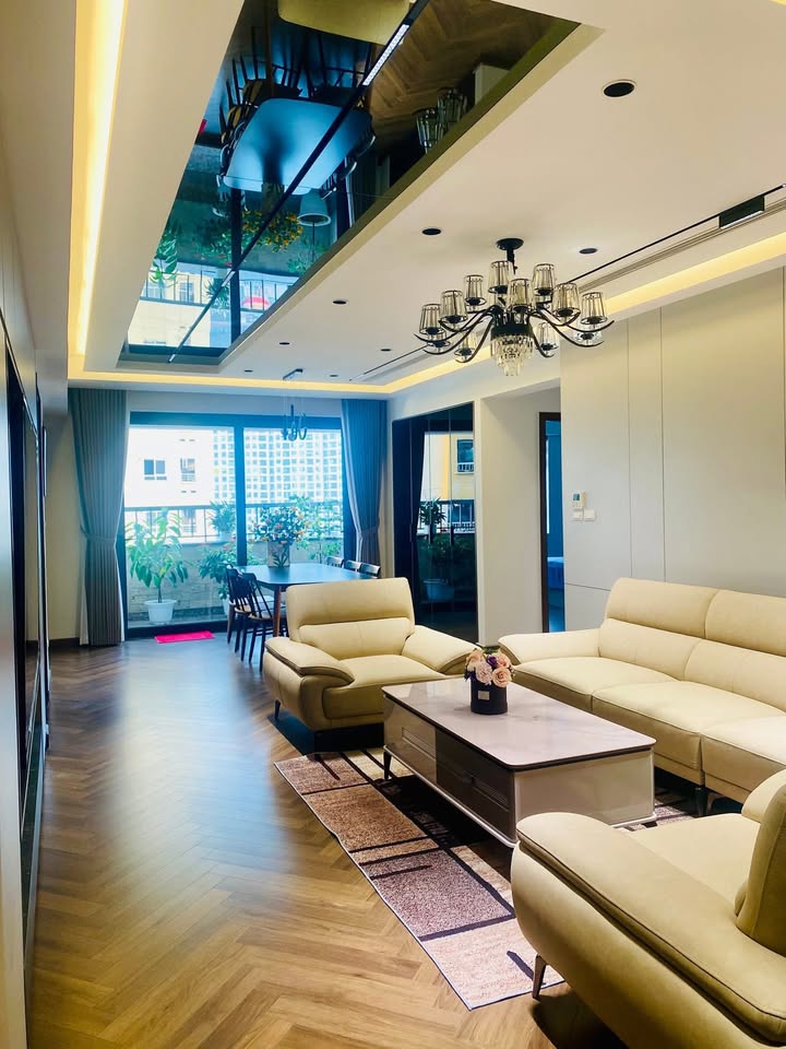 Căn hộ Vimeco Nguyễn Chánh 183m² - Thiết kế hiện đại, sẵn sàng vào ở!