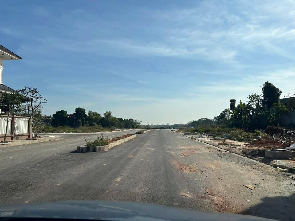 Đất nền Thái Nguyên 150m² giá 7.05 tỷ - Sổ hồng chính chủ!