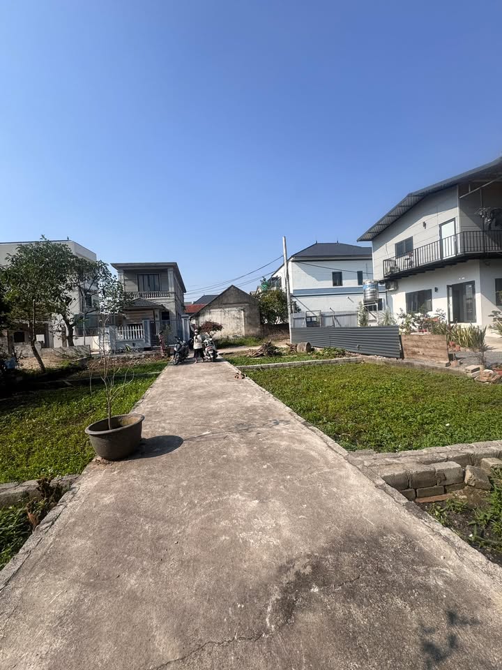 Đất lô góc Hồng Vân 40,3m² giá chỉ 2 tỷ - Tiềm năng tăng giá mạnh!