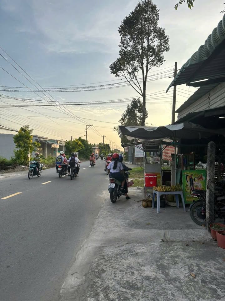 Đất mặt tiền đường Châu Thị Kim, Tân An, Long An - Diện tích 121m², giá 1.999 tỷ, thương lượng!