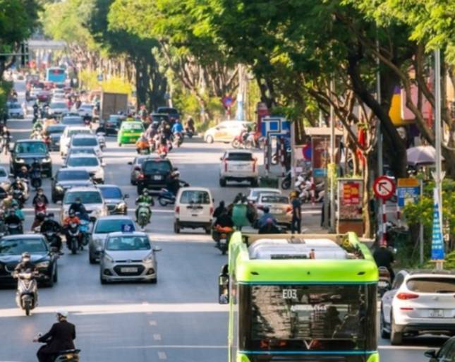 Nhà mặt phố Thái Thịnh 54m² giá 20 tỷ - Kinh doanh sầm uất!