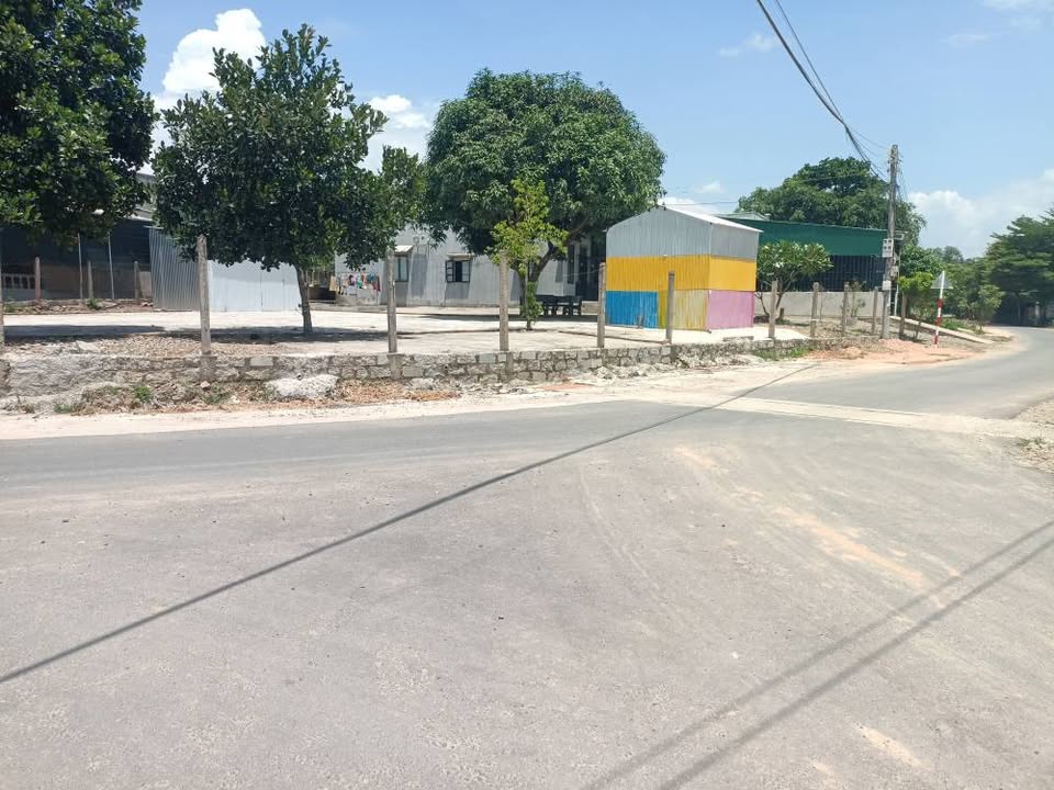 Đất 2 mặt tiền đường Liên Xã, Diên Lâm, 600m² chỉ 1.95 tỷ - Đầu tư sinh lời ngay!