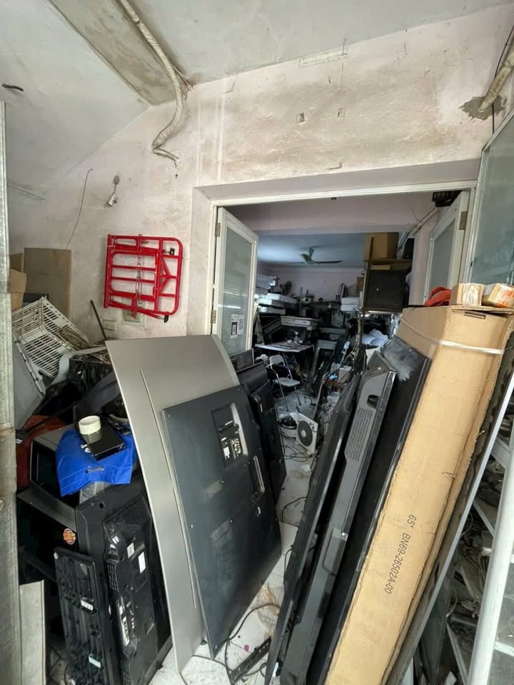 Nhà tập thể Kim Mã Thượng 28m² giá 5.5 tỷ - Kinh doanh đỉnh cao!