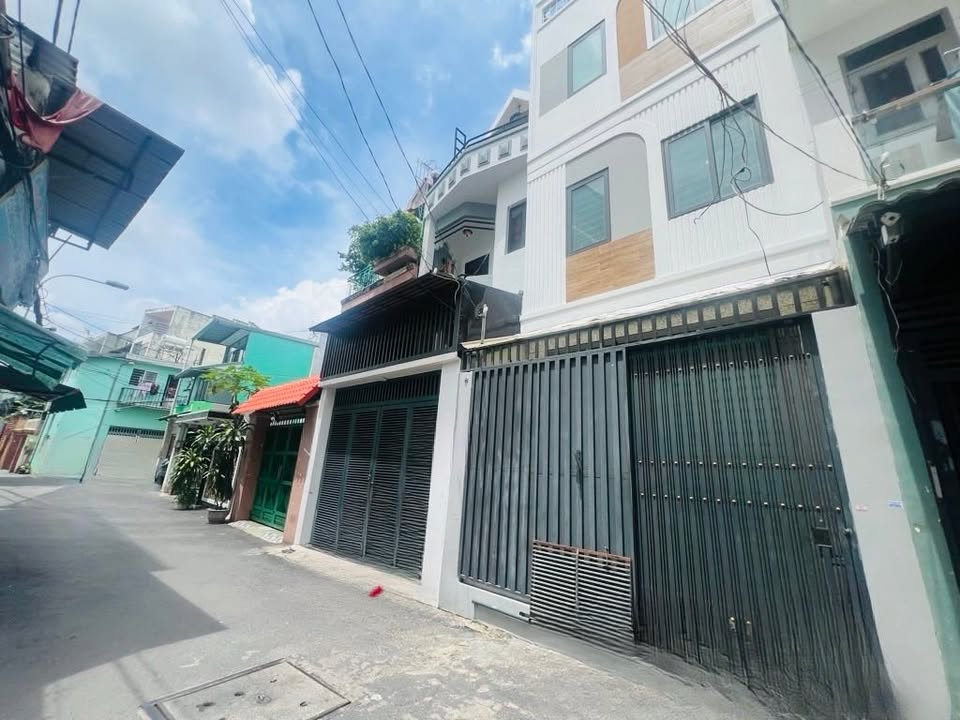 Nhà phố mặt tiền đường số 2, Gò Vấp 40m² giá 8.2 tỷ - Nhà mới xây đẹp mắt!