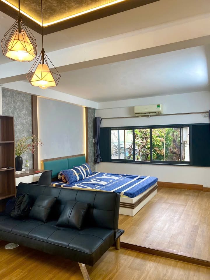 Nhà mặt tiền Huyền Quang, P. Tân Định, Q. 1 - 60m² giá 350 triệu - Đầu tư sinh lời ngay!