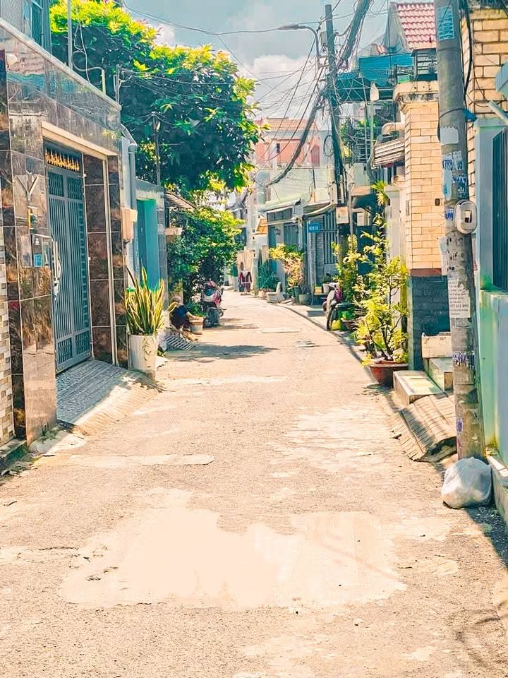 Nhà mặt tiền Hiệp Phú 77m² giá 6.65 tỷ - Kinh doanh thuận lợi ngay chợ!