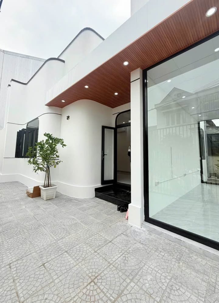 Nhà góc KQH Nguyễn Phúc Lan, Kim Long, Huế 102.9m² giá 3.2 tỷ - Sân ô tô thoải mái!
