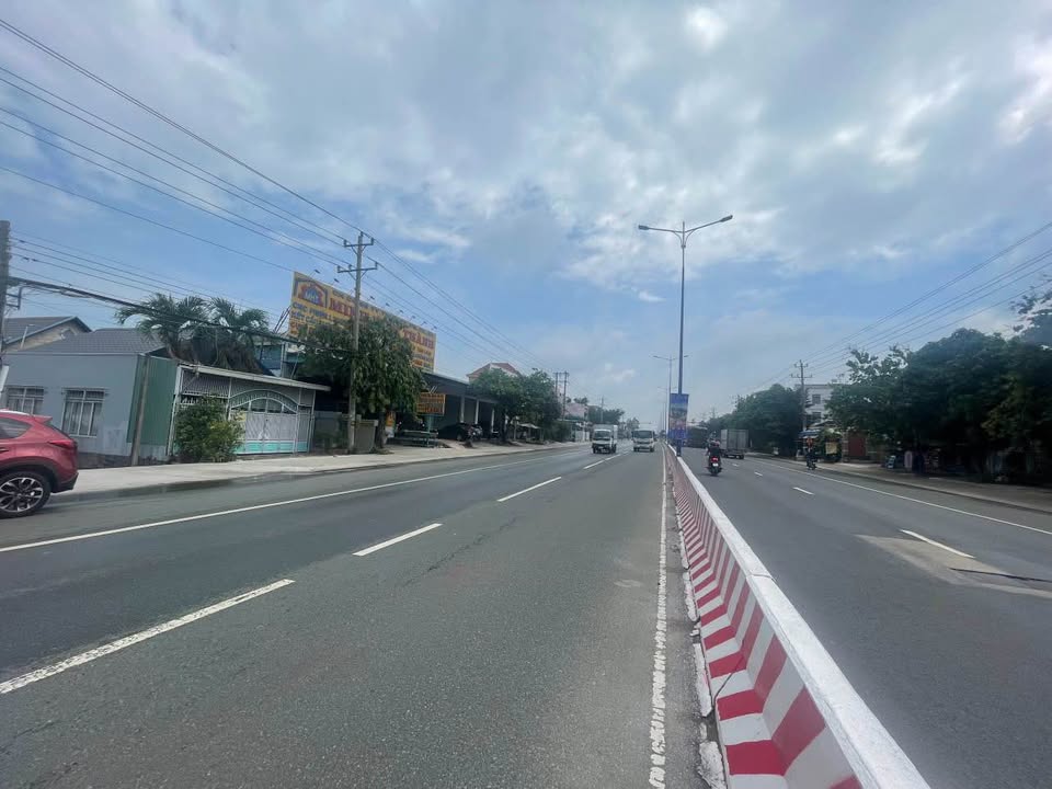 Bán đất lô góc mặt tiền Đại lộ Bình Dương 739m² - Cơ hội đầu tư tuyệt vời!
