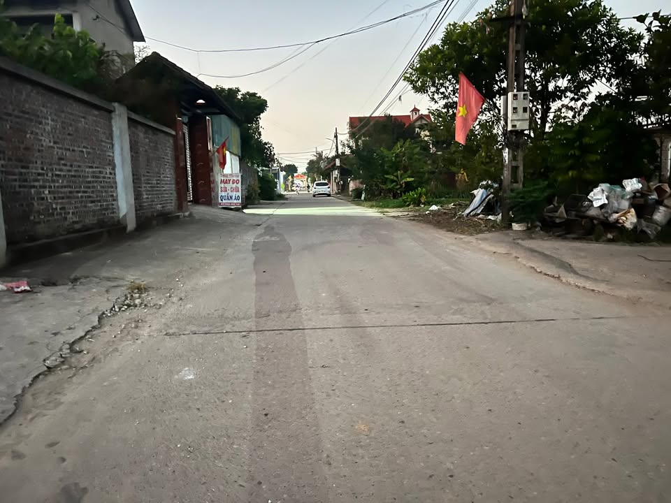 Đất nền Thôn Thanh Sơn, Minh Phú, Sóc Sơn 100m² giá 3 tỷ - Sổ đỏ chính chủ, ô tô vào tận nơi!