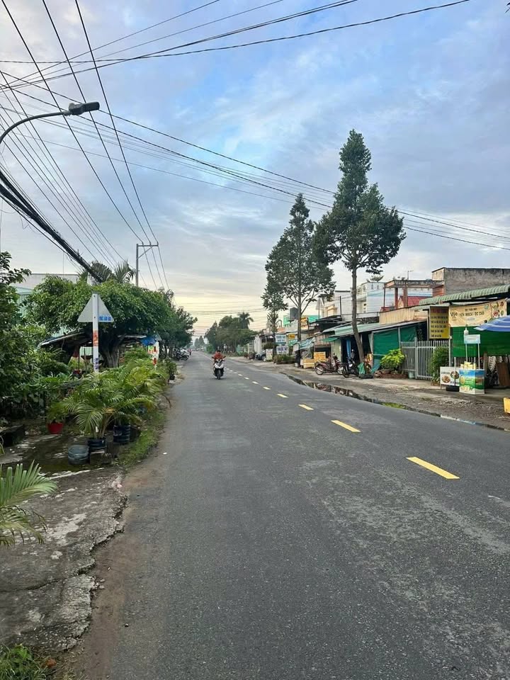 Đất thổ cư đường Châu Thị Kim, phường 7, Tân An 118m² giá 2.5 tỷ - Tiện ích đầy đủ xung quanh!