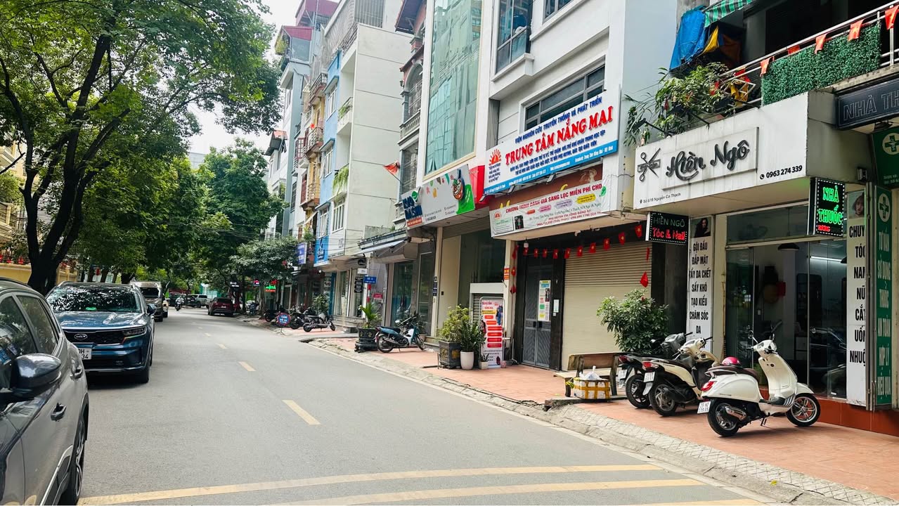 Nhà FrontHouse Nguyễn Thị Định, Cầu Giấy 60m² giá 30 tỷ - Kinh doanh đắc địa!
